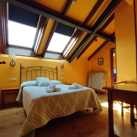 فندق Balcon De Aguera San Martin (Asturias)